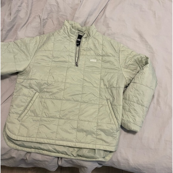Vans winter pullover jacket - Picture 2 of 5